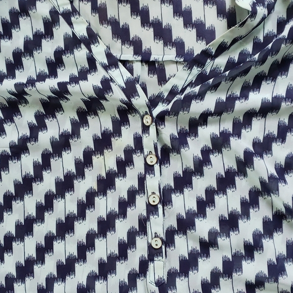 EUC🦋 a.n.a. Lightweight Blouse XL - Picture 5 of 6